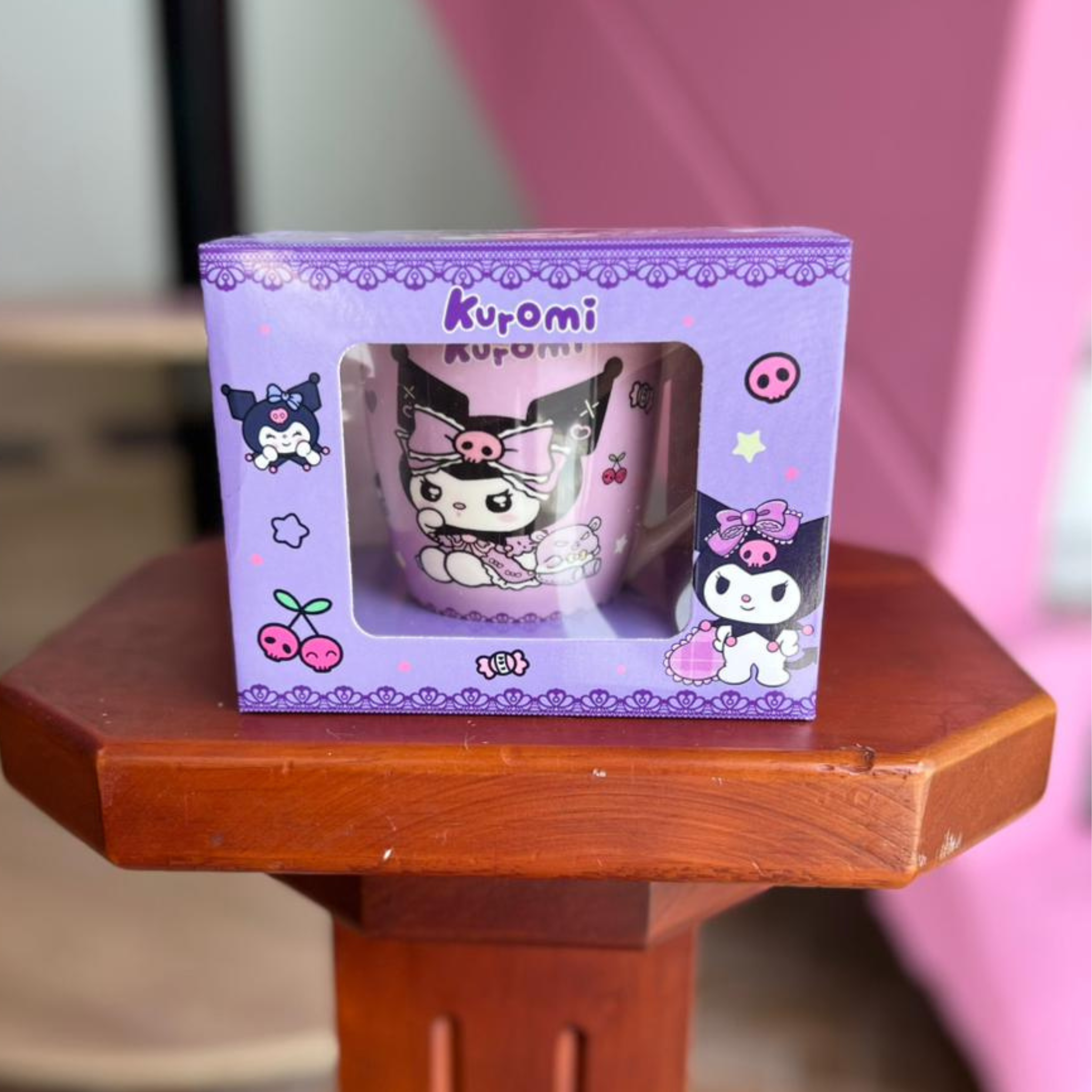 TAZA EN CAJA KUROMI MORADA